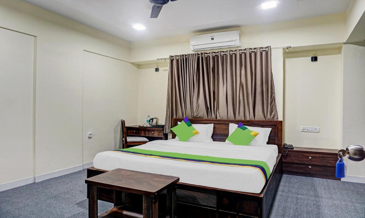 Treebo Tulip Hotel Pune Exterior photo